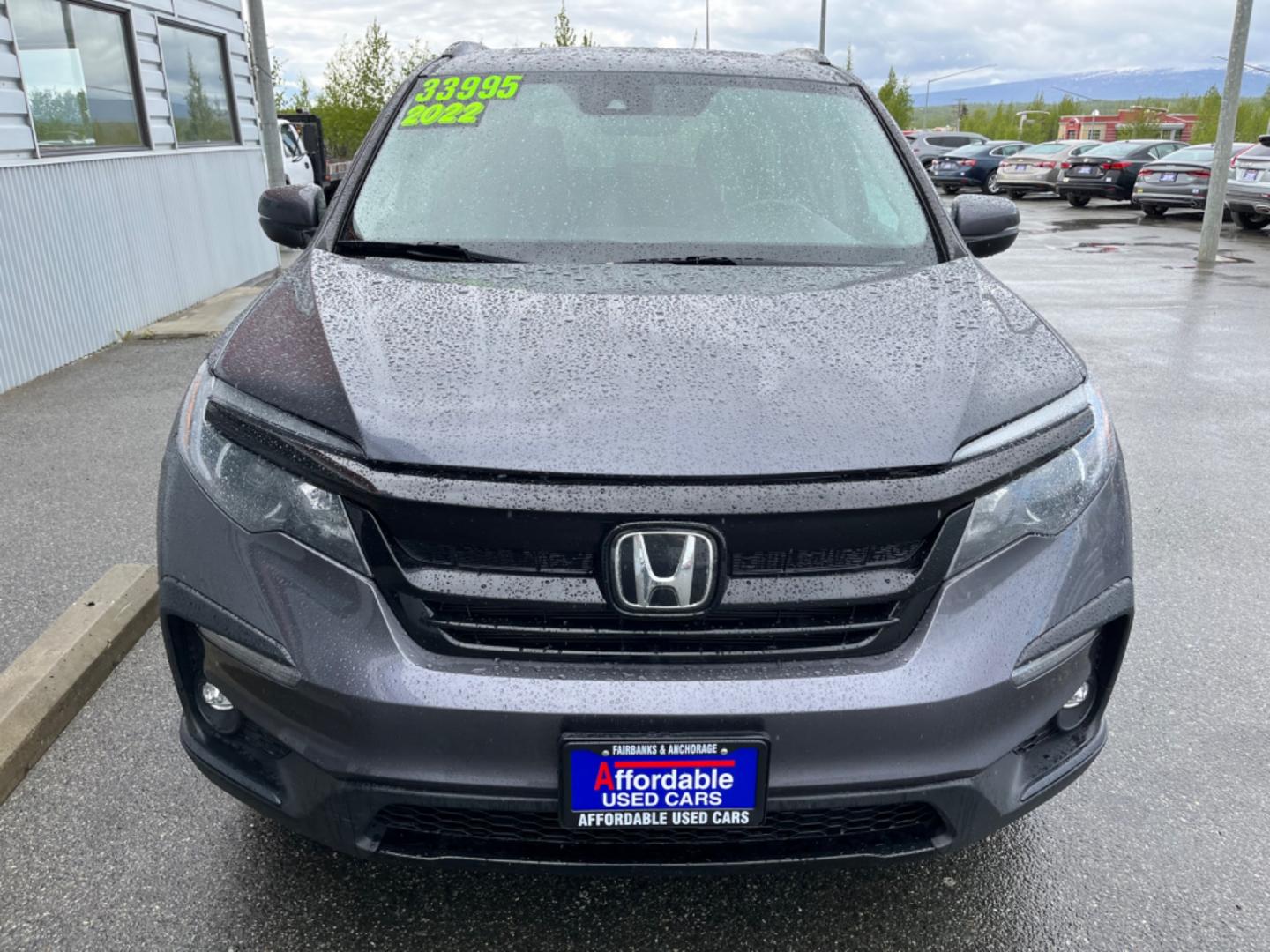 2022 BLACK HONDA PILOT SE (5FNYF6H20NB) with an 3.5L engine, Automatic transmission, located at 1960 Industrial Drive, Wasilla, 99654, (907) 274-2277, 61.573475, -149.400146 - Photo#5